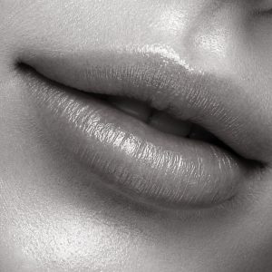 Refreshing de labios todo lo que debes saber por el Doctor Oriol Vernetta en la ciudad de Barcelona